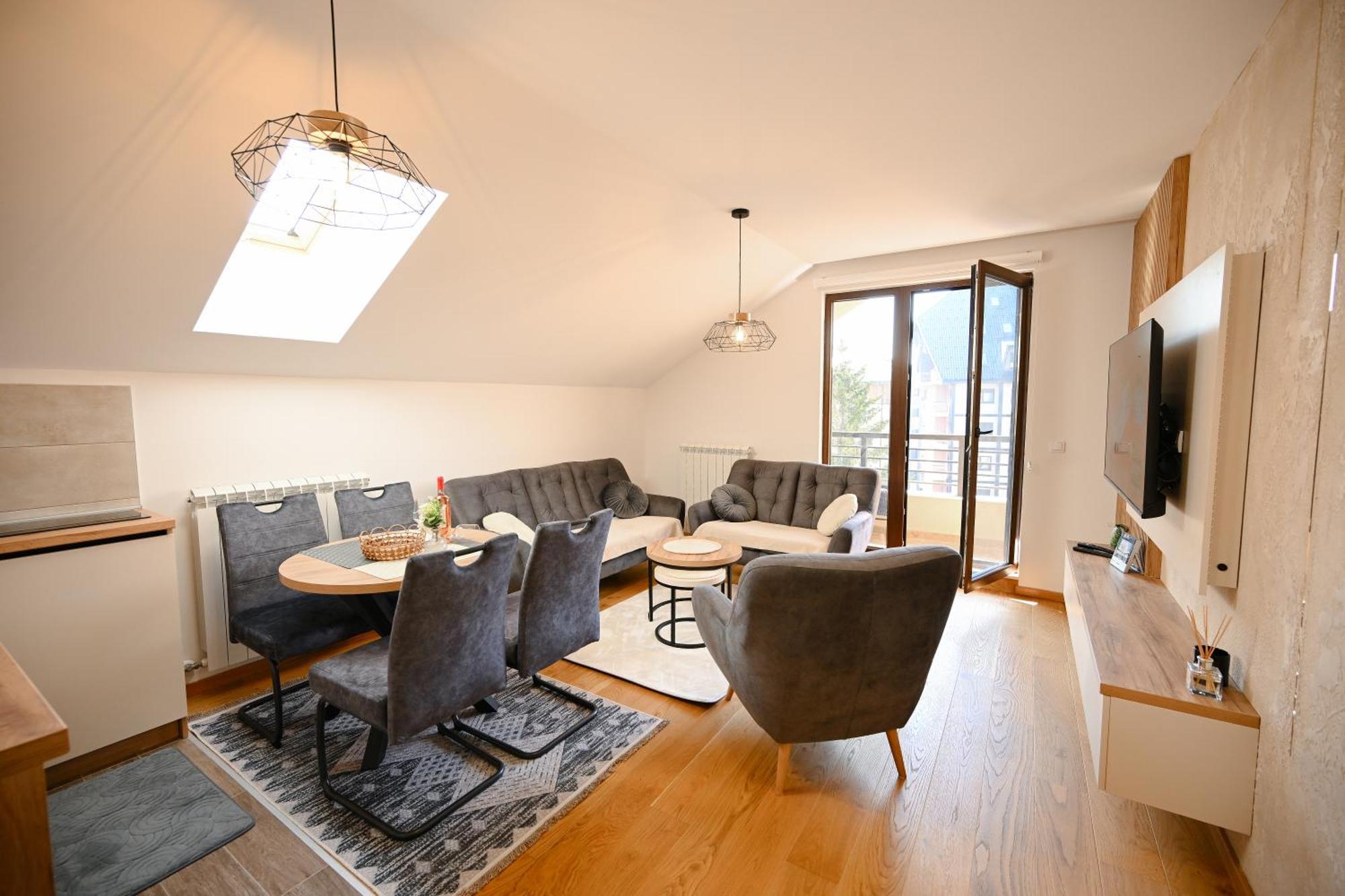 Erna Apartment *